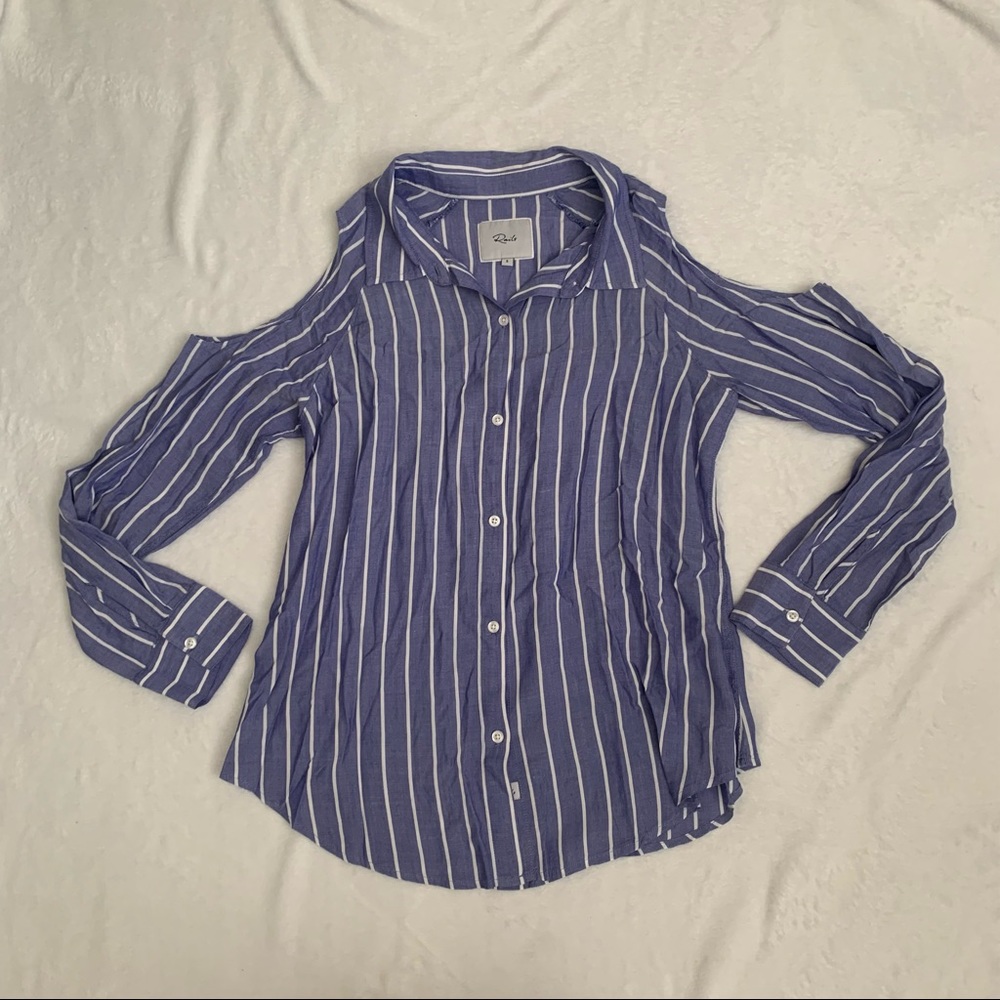 3/$50 NWOT Rails Open Shoulder Button Down Shirt - Picture 2 of 6